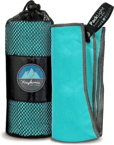 Teal quick dry towel with carry bag